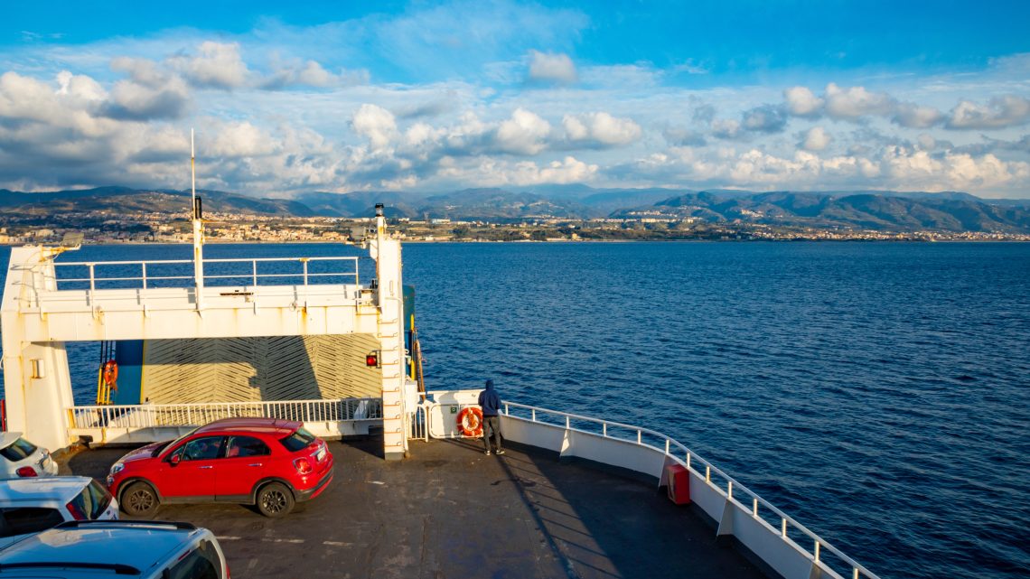 ¿Qué puertos conviene elegir para tomar un ferry en Toscana?